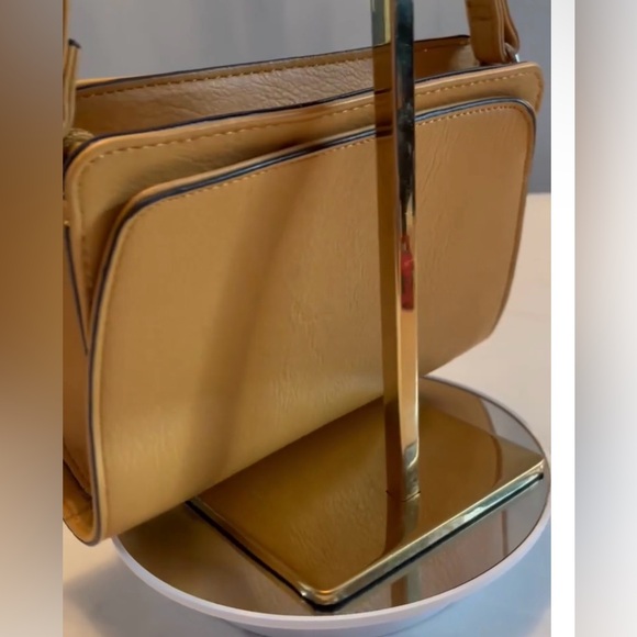 Enzo Angiolini Gold Multi-section Crossbody Bag Handbag  Purse Faux Leather - Picture 6 of 13